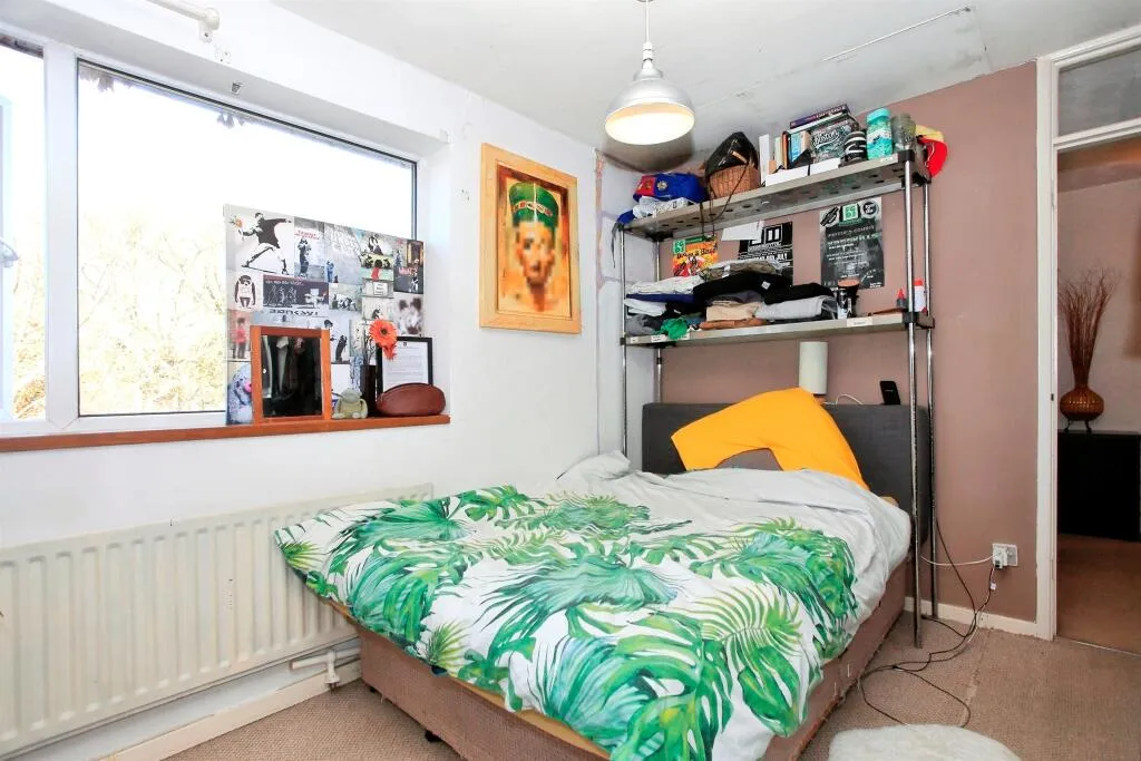 3 bed Terraced