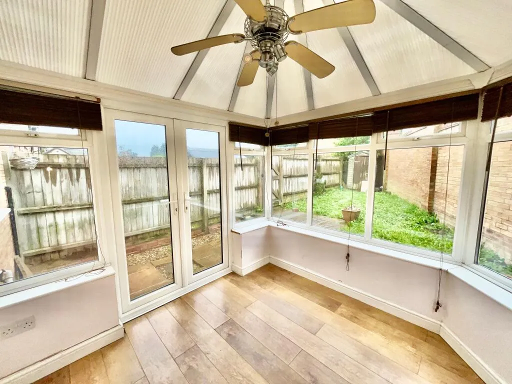 3 bed End of Terrace