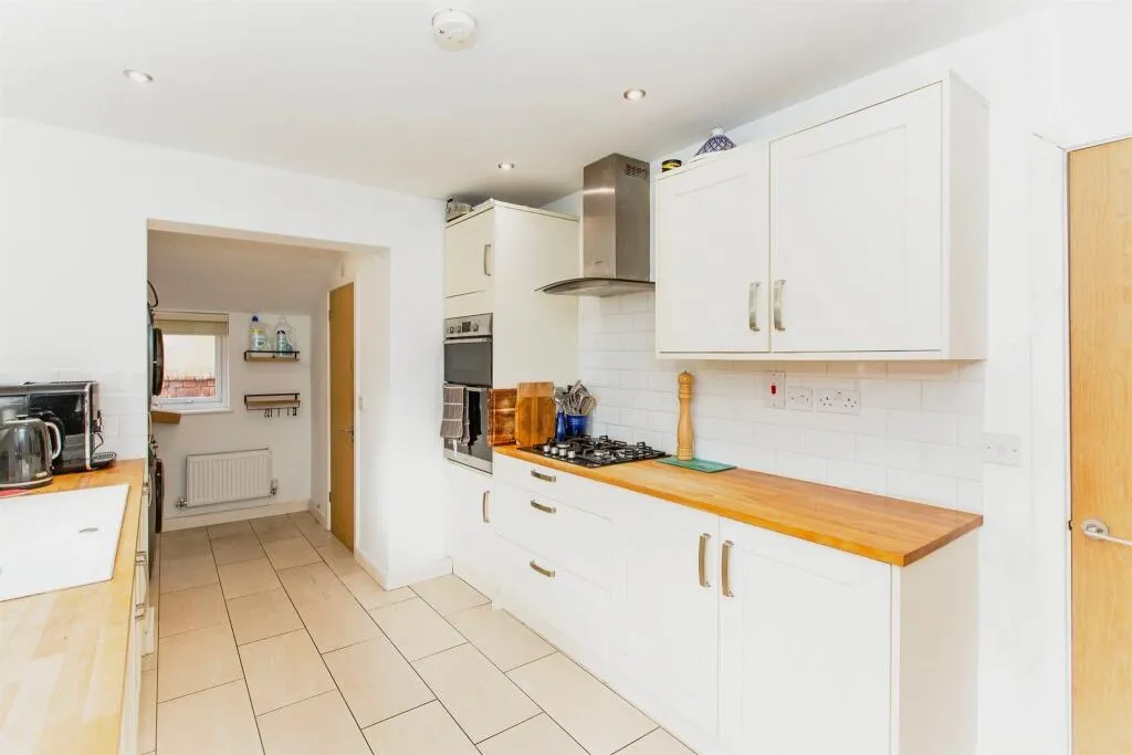3 bed Cottage