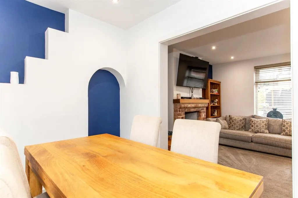 3 bed Cottage