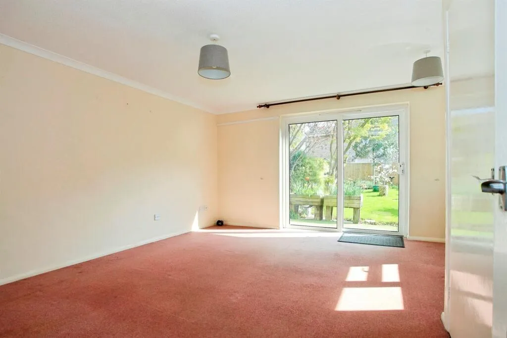 3 bed Semi-Detached