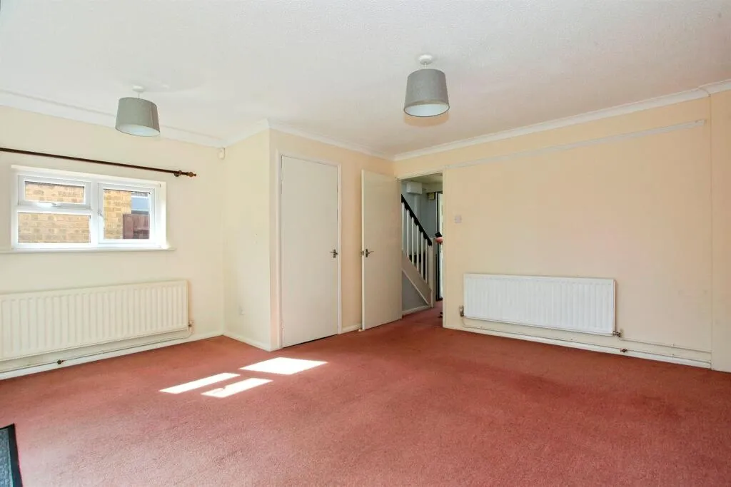 3 bed Semi-Detached