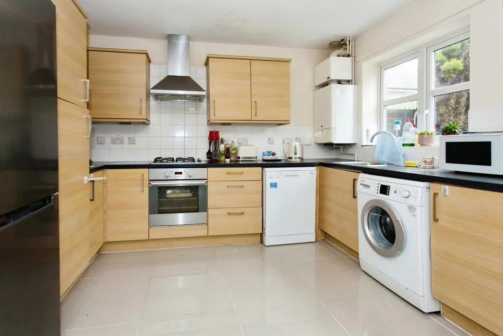 3 bed Terraced