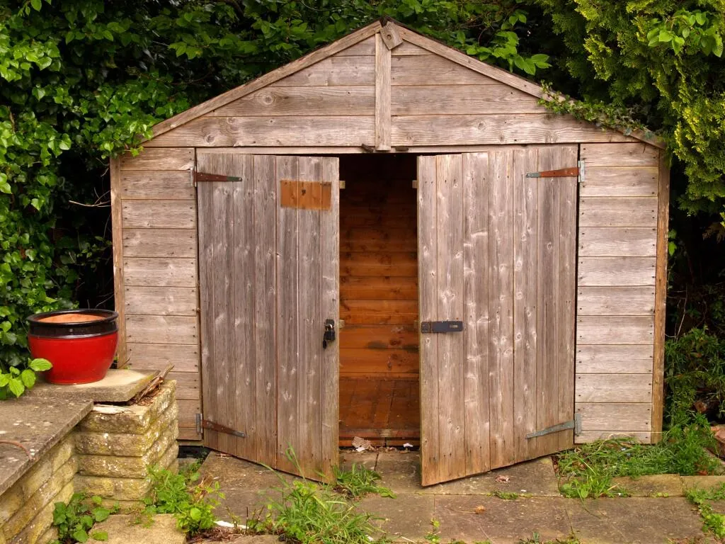 4 bed Detached