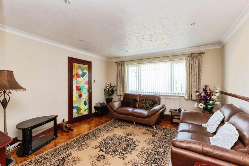 3 bed Semi-Detached