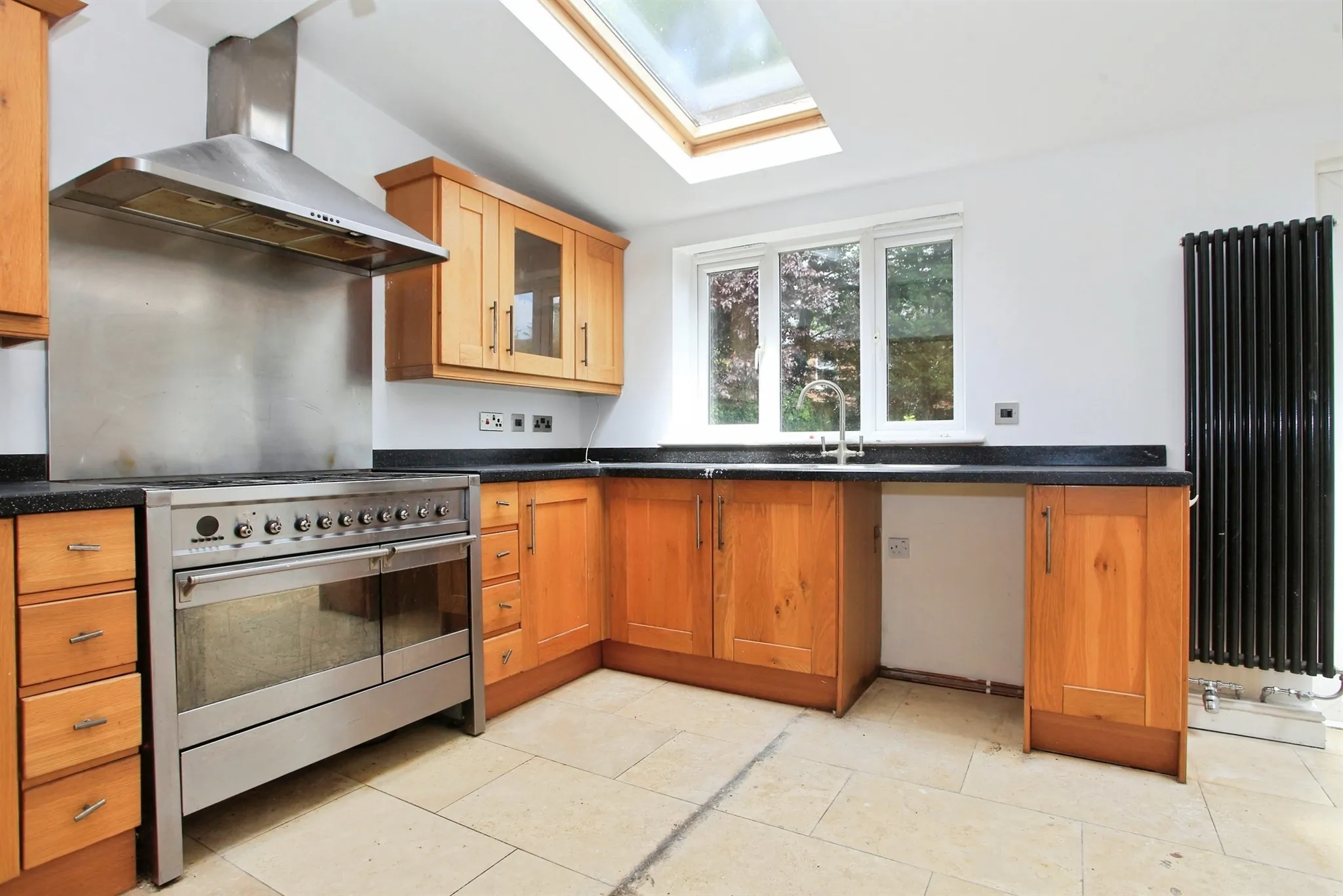 4 bed Semi-Detached