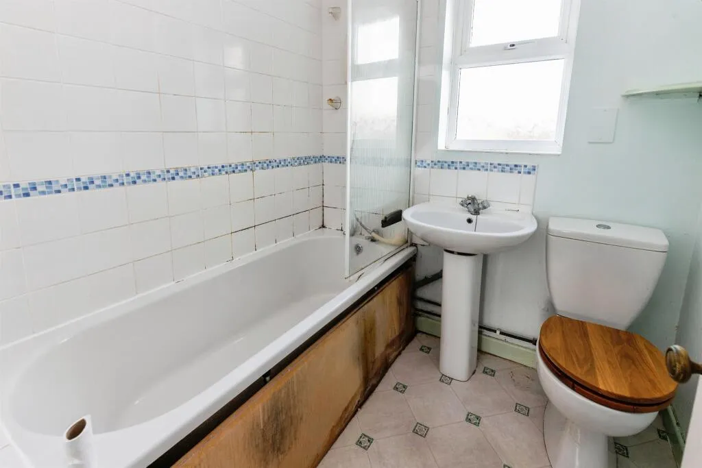 3 bed Terraced