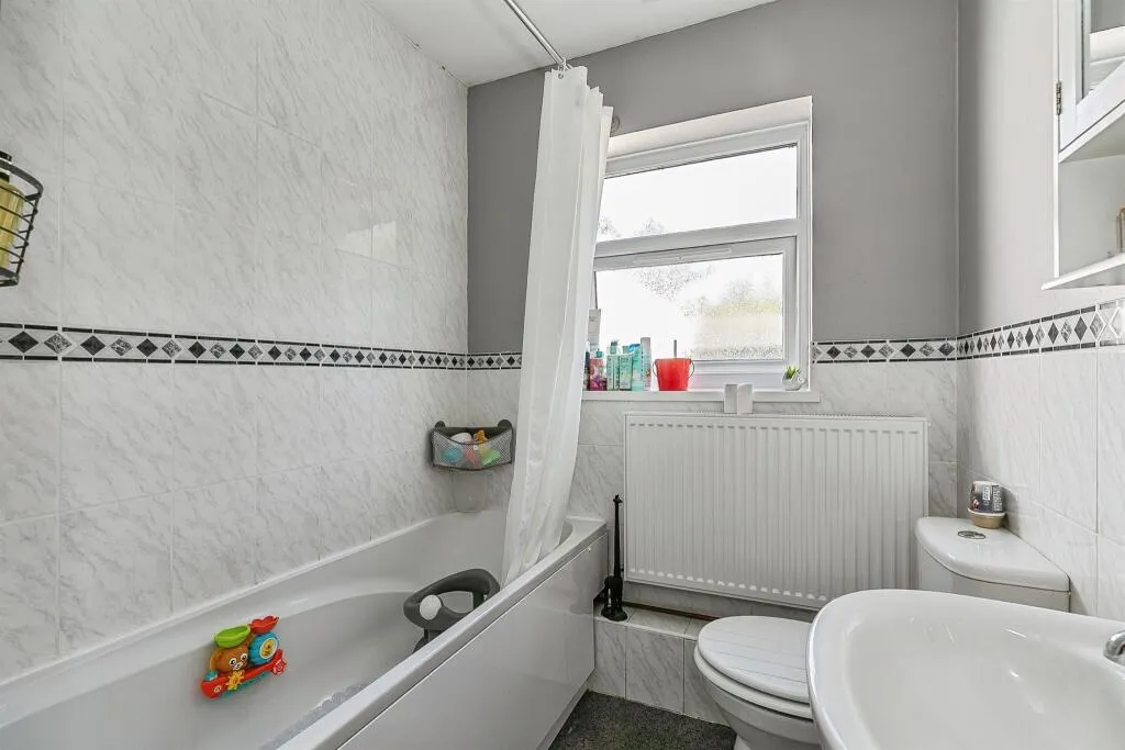 2 bed Terraced