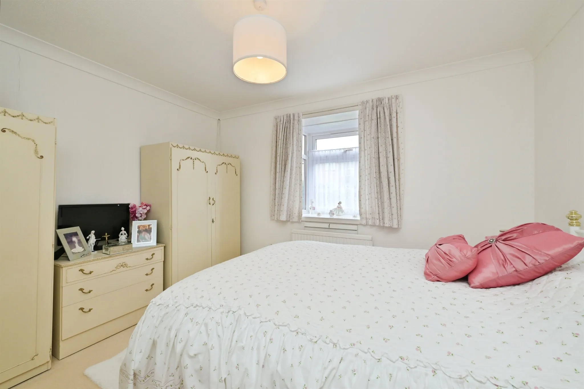 3 bed Detached Bungalow