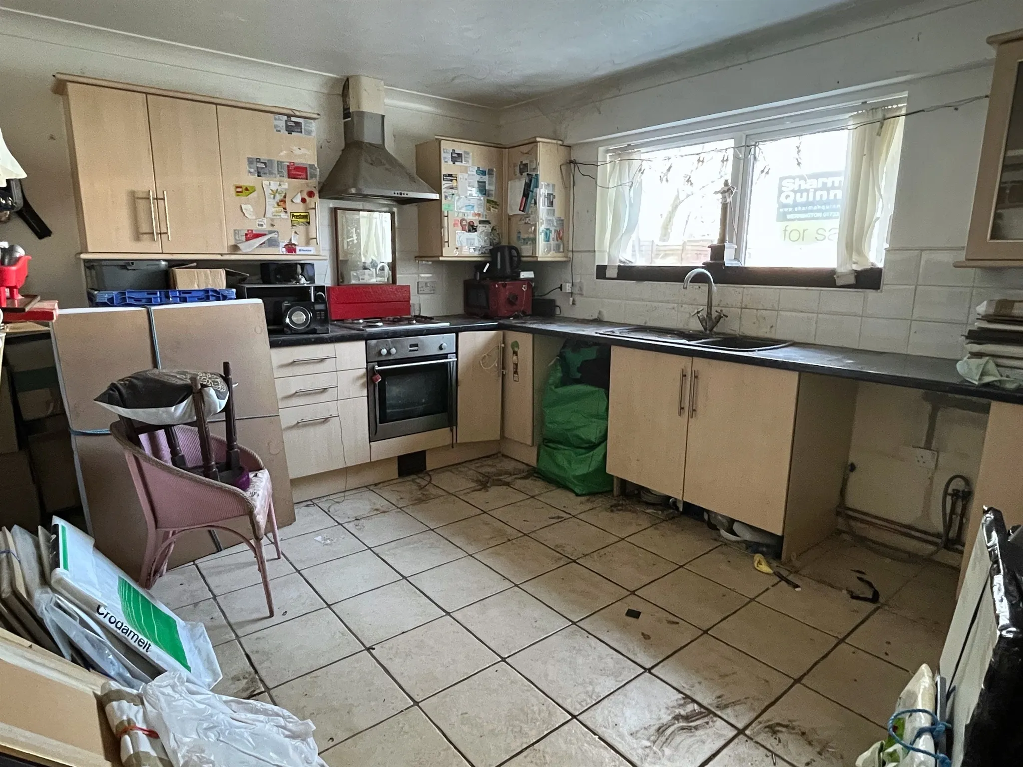 3 bed End of Terrace