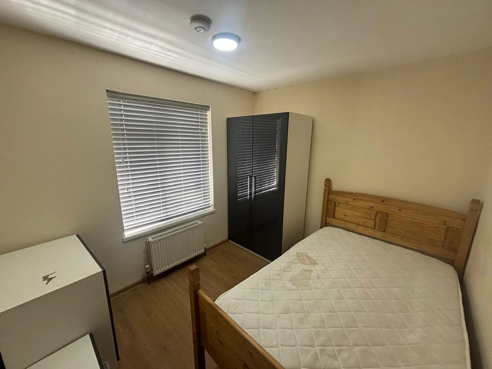 4 bed Terraced