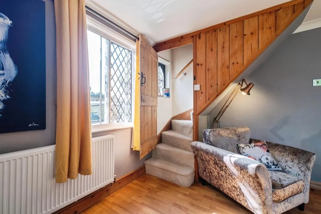 3 bed End of Terrace
