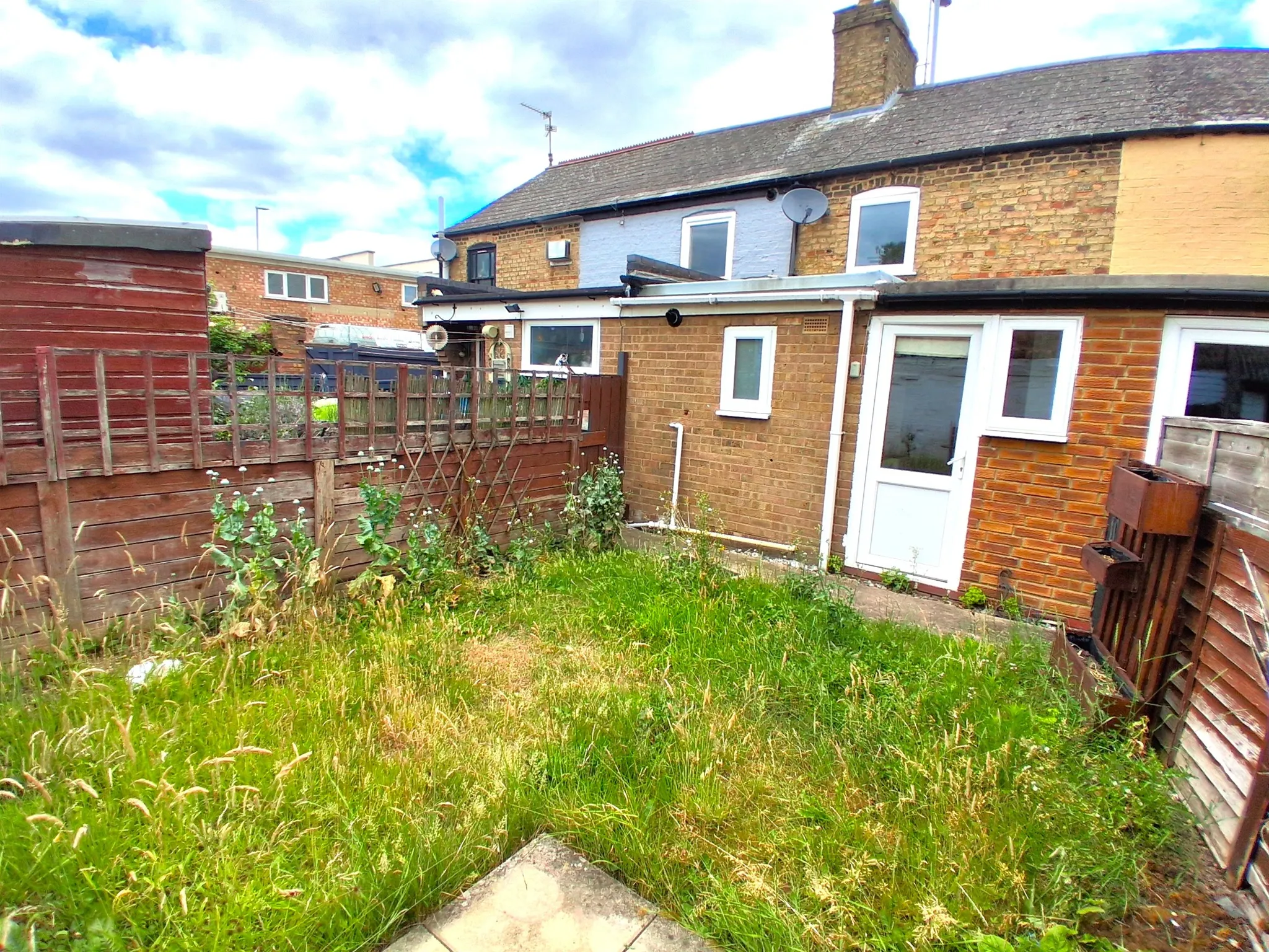 2 bed Terraced