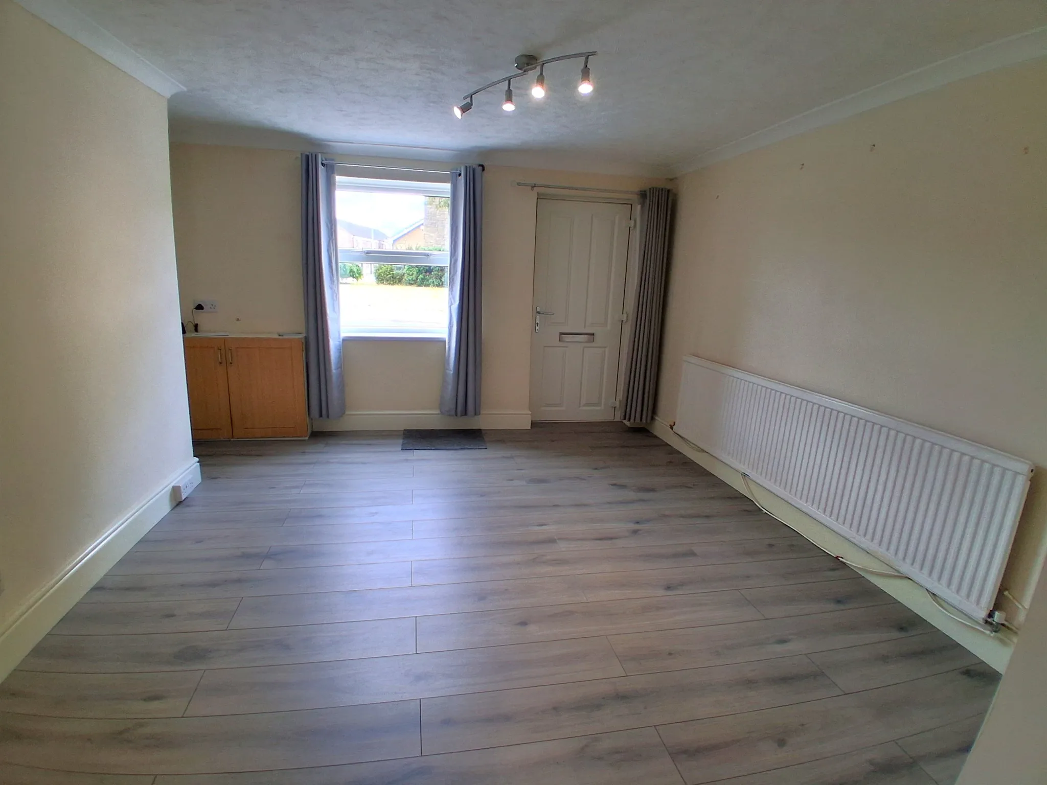2 bed Terraced