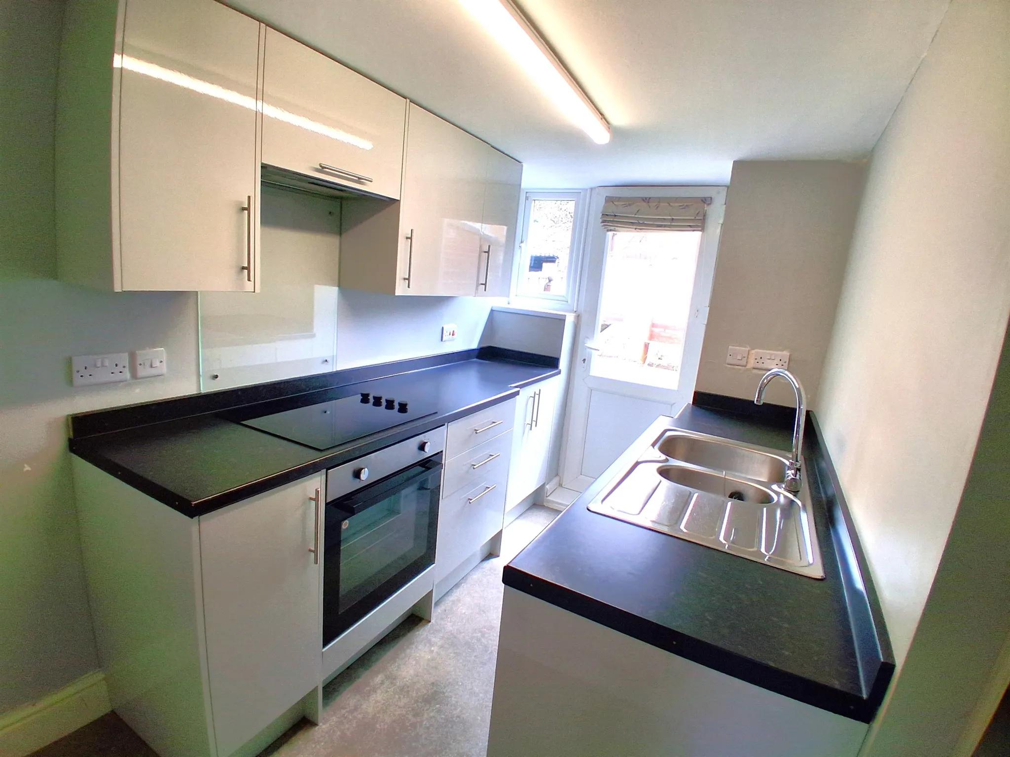 2 bed Terraced