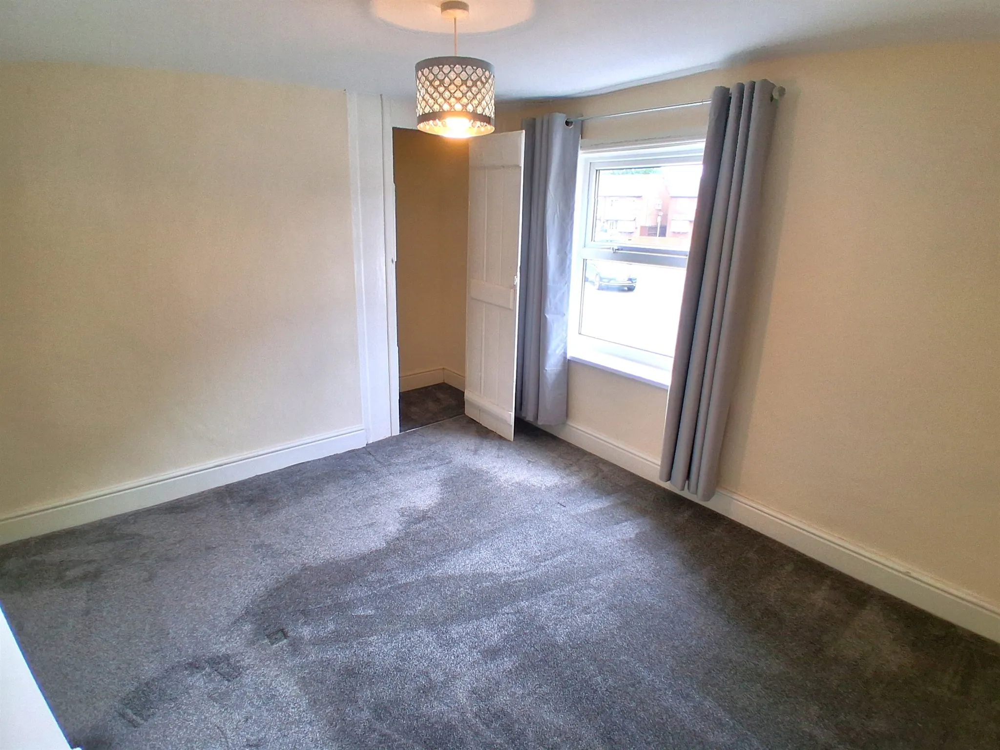 2 bed Terraced