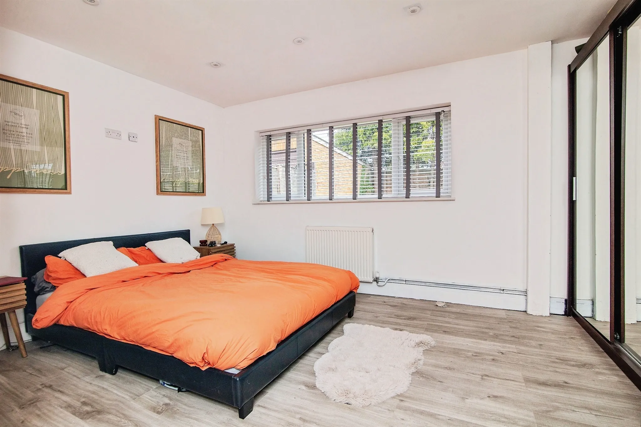 2 bed Detached
