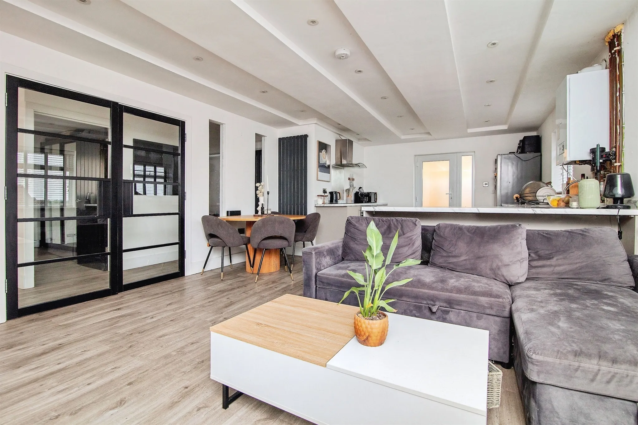 2 bed Detached