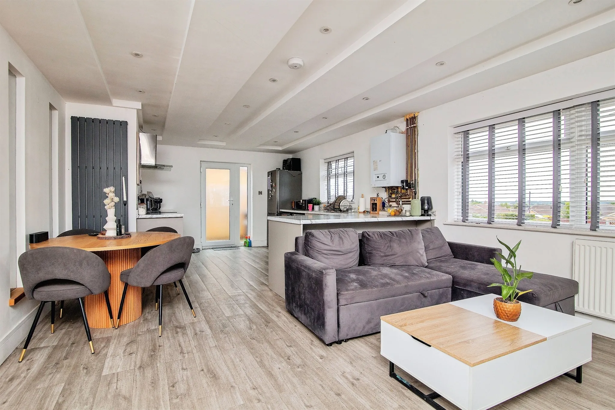 2 bed Detached