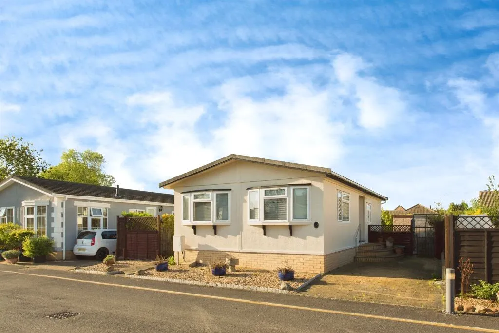 2 bed Park Home