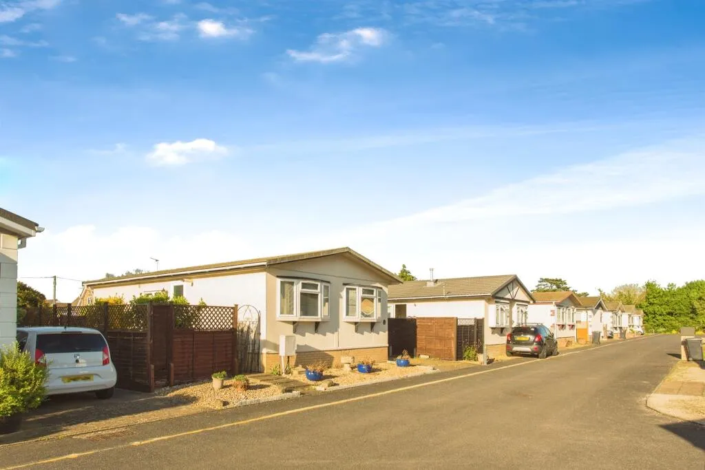 2 bed Park Home