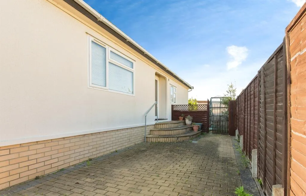 2 bed Park Home