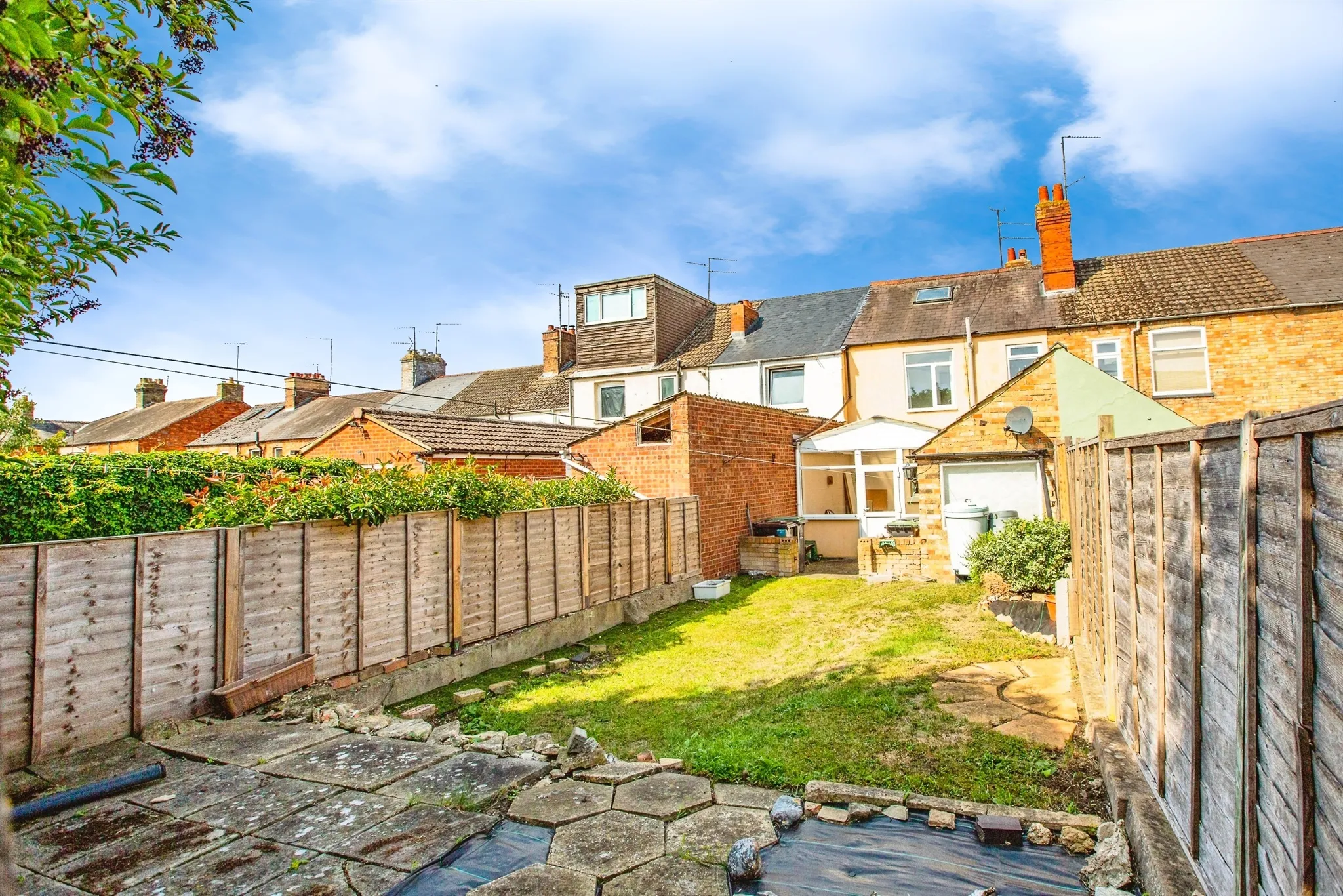 2 bed Terraced