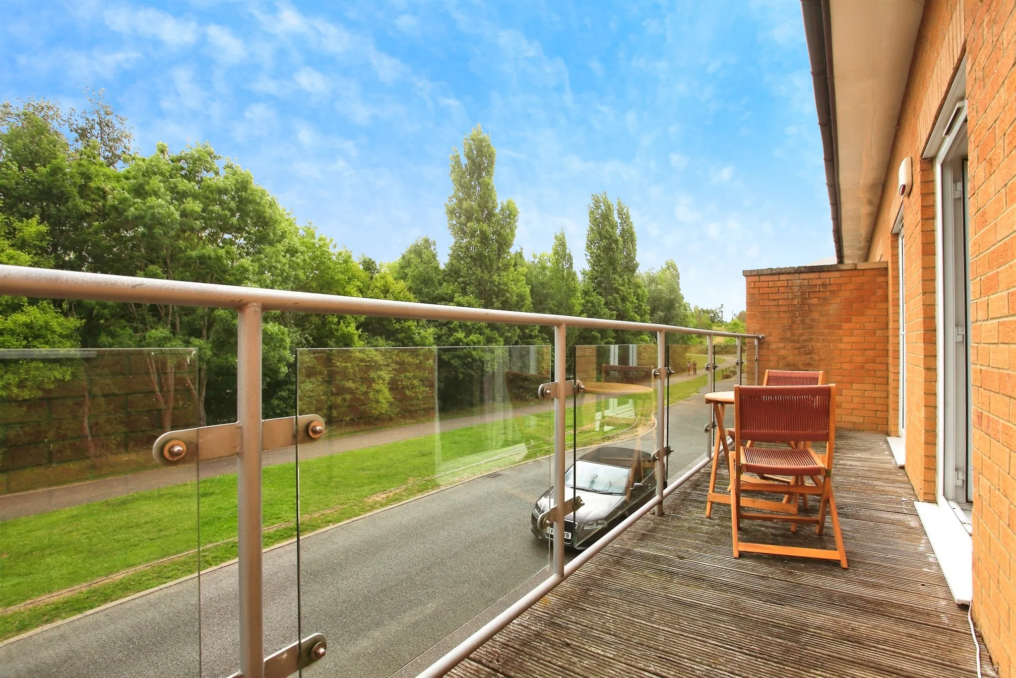 4 bed Semi-Detached