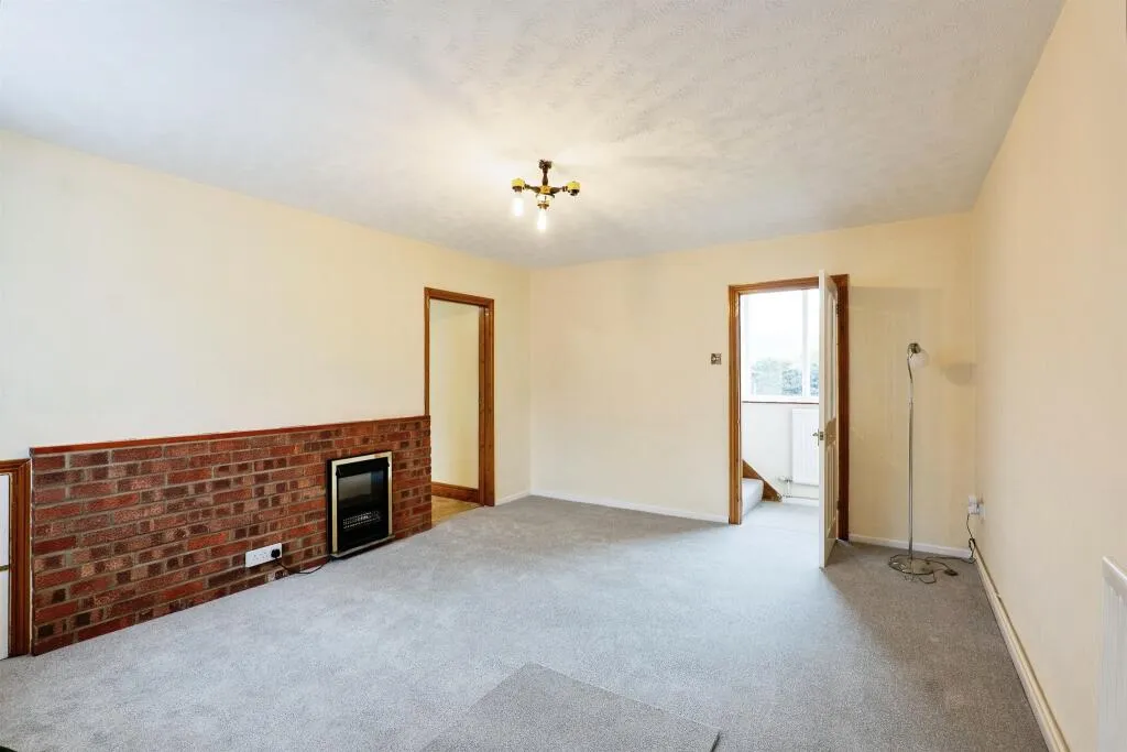 3 bed Terraced