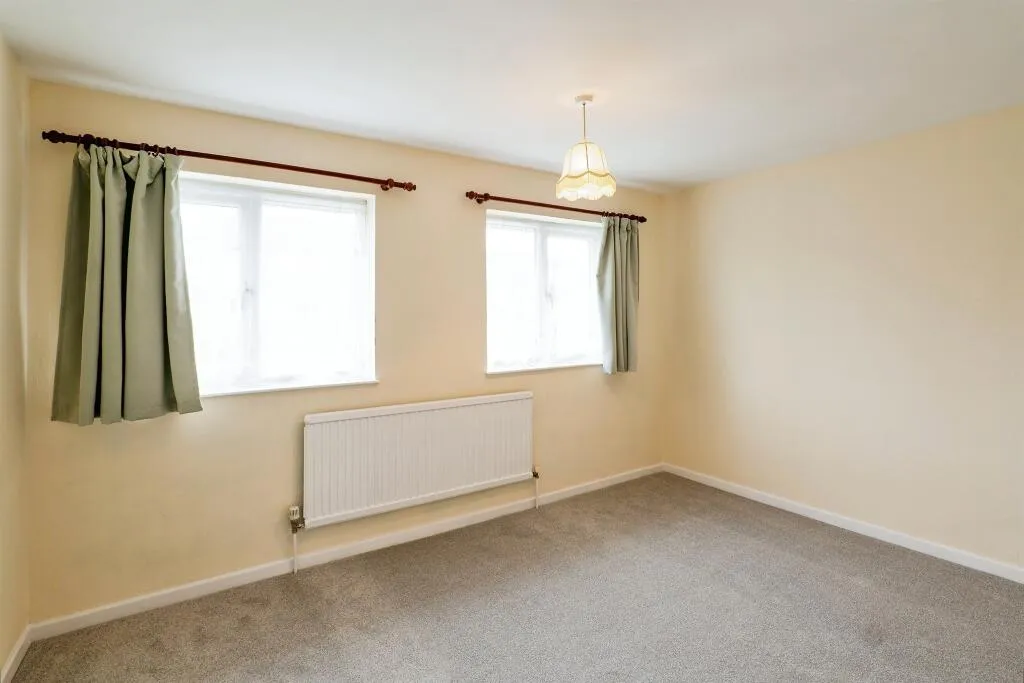 3 bed Terraced