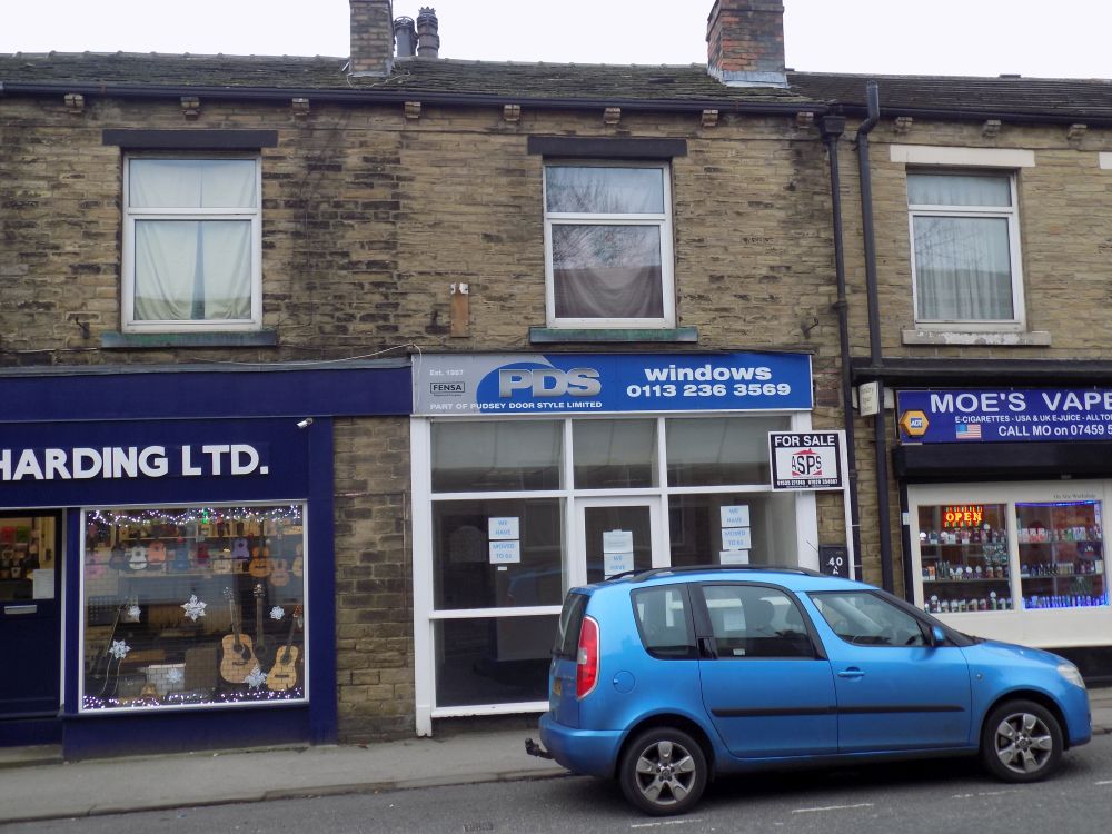 40 Chapeltown Pudsey LS28 8BL