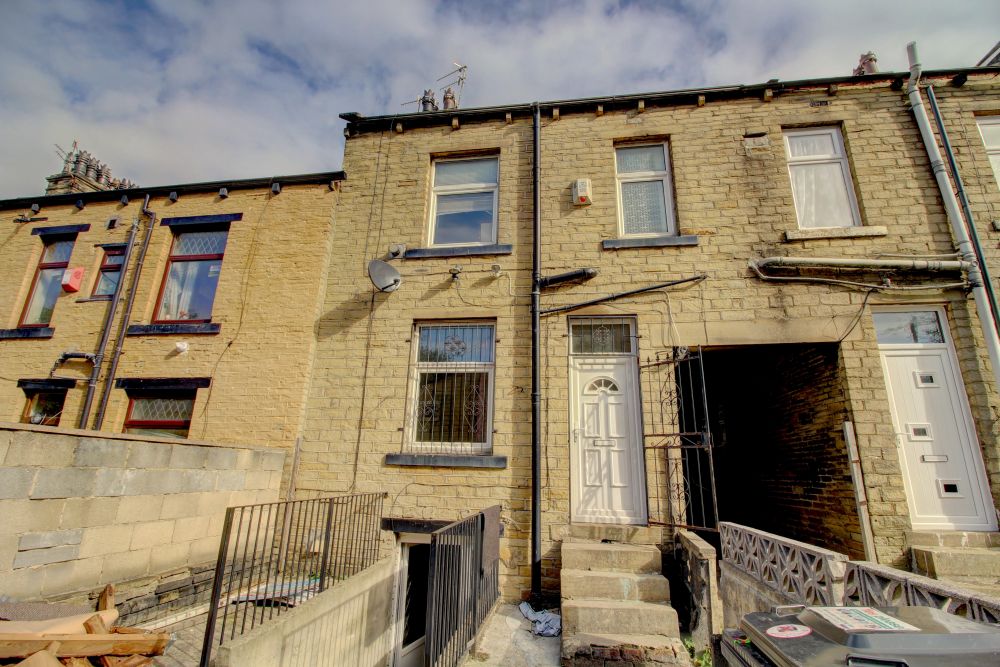 108 Harewood Street Bradford BD3 9DS