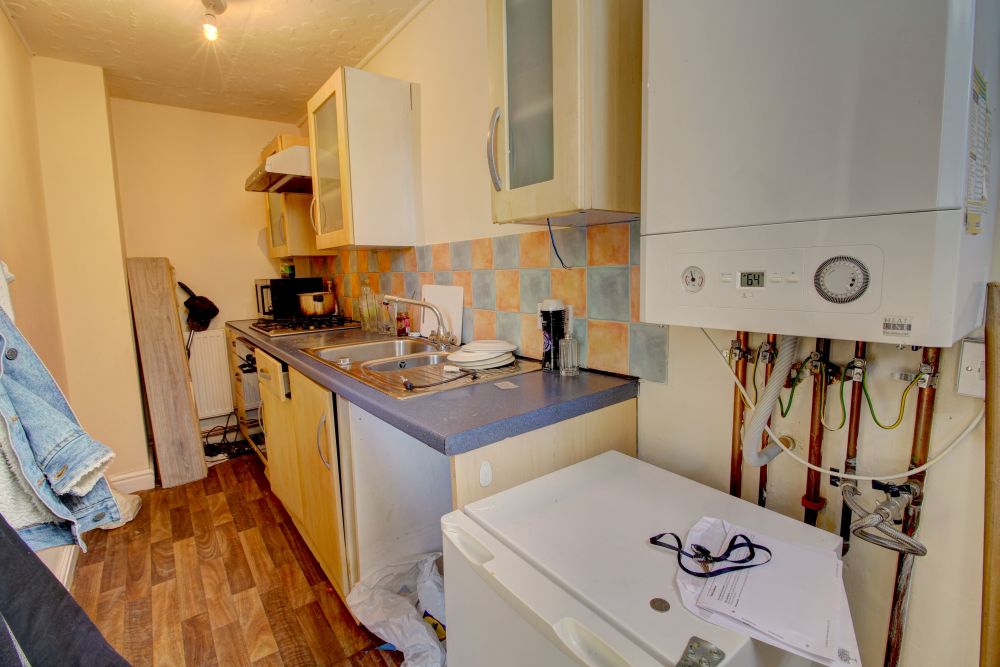 108 Harewood Street Bradford BD3 9DS