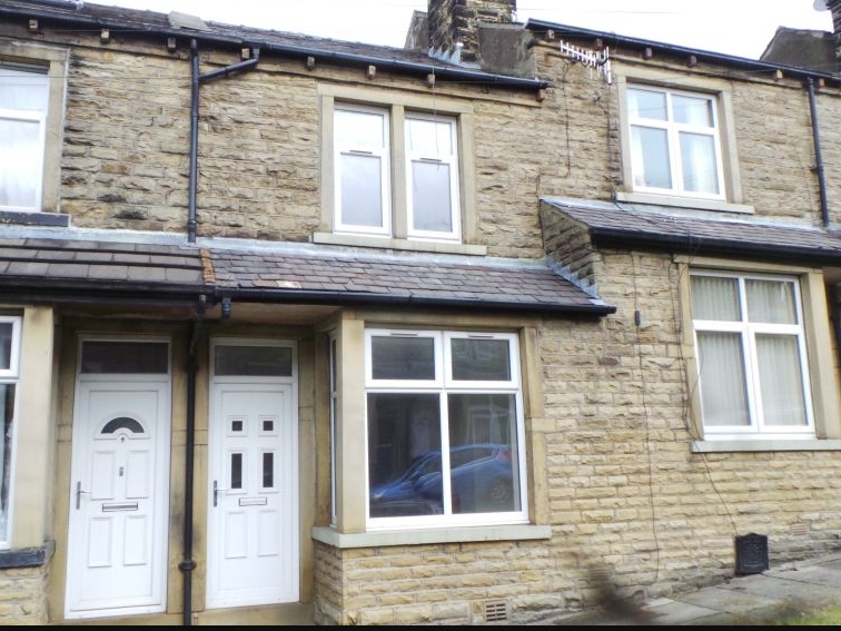 11 Alban Street Bradford BD4 7JG