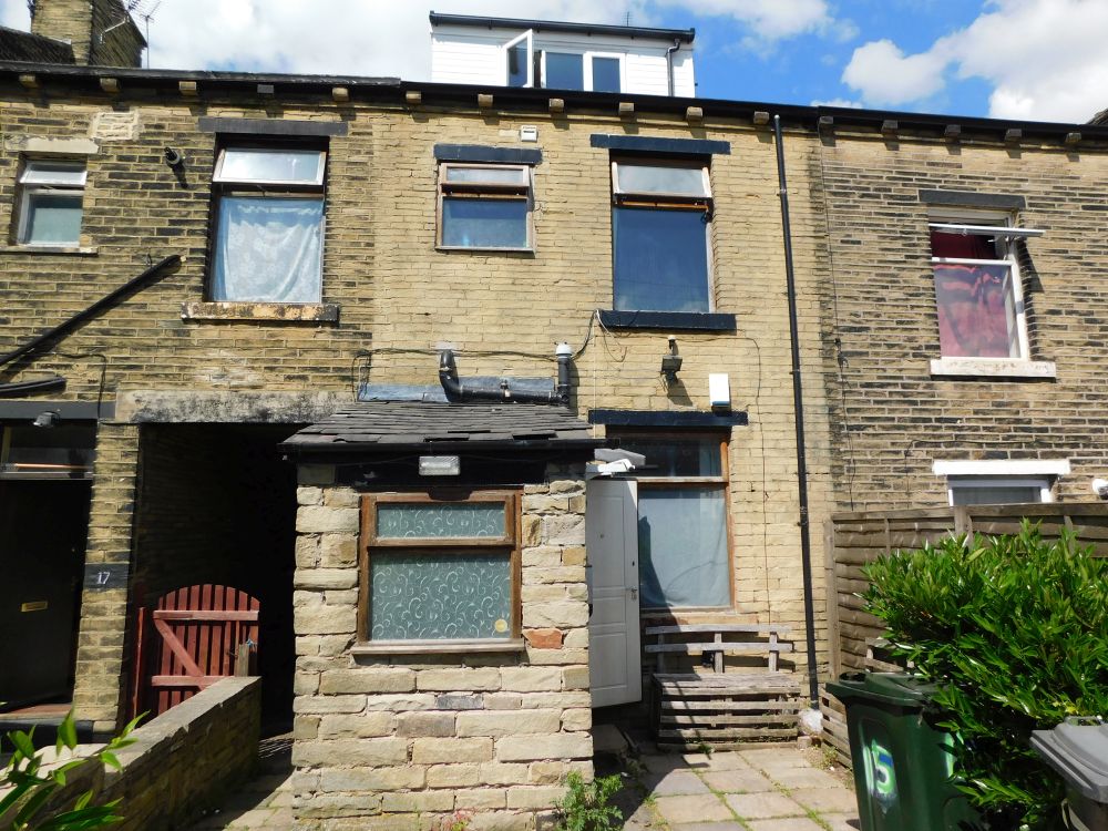 15 Holme Street Bradford BD5 0LE