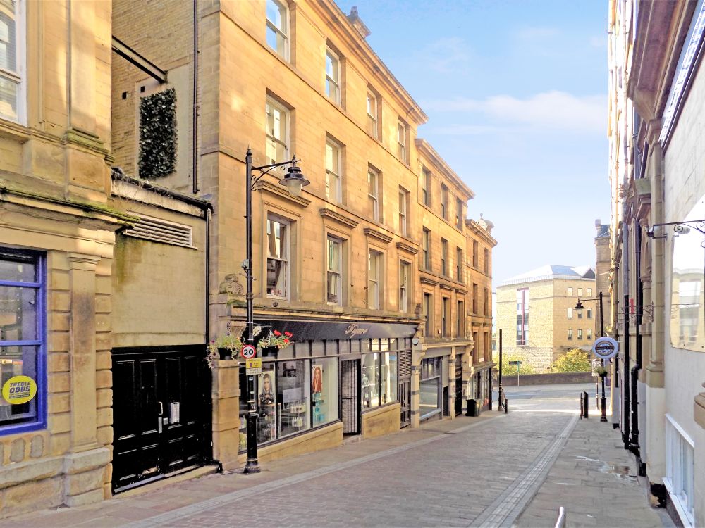 11, Georges House, Upper Millergate, Bradford, BD1 1SX