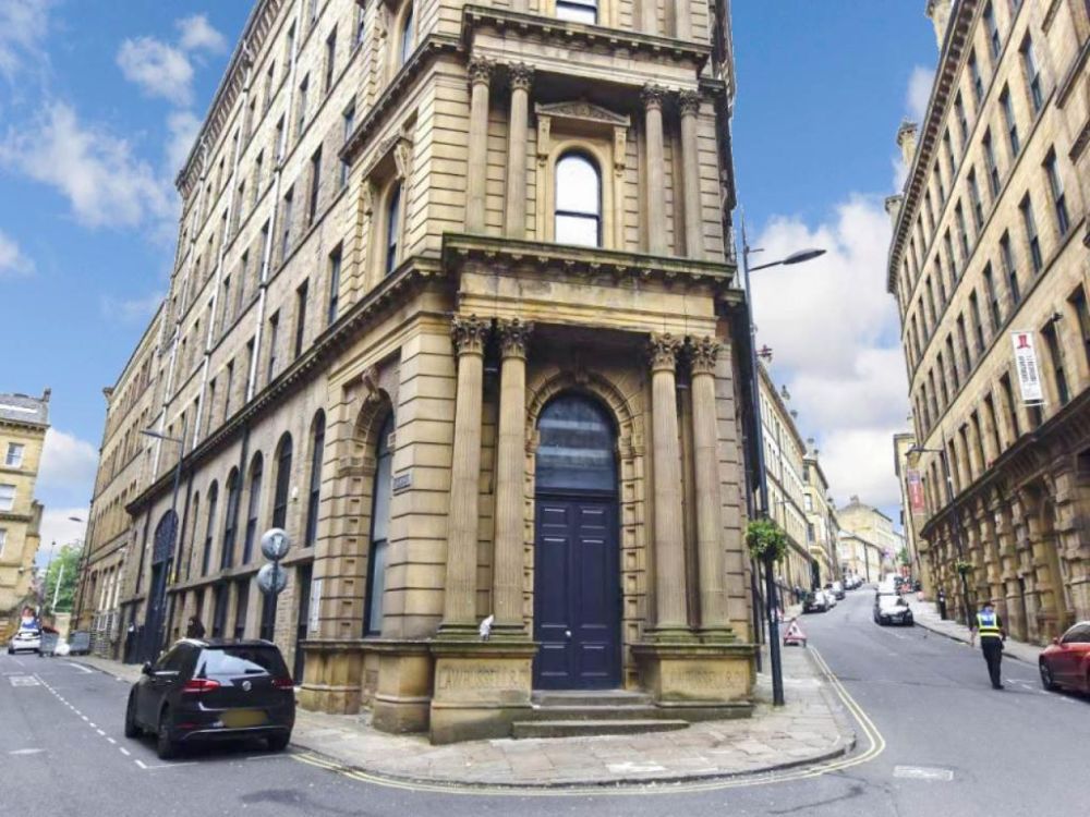 Flat 12 Law Russell House 63 Vicar Lane Bradford BD1 5BN