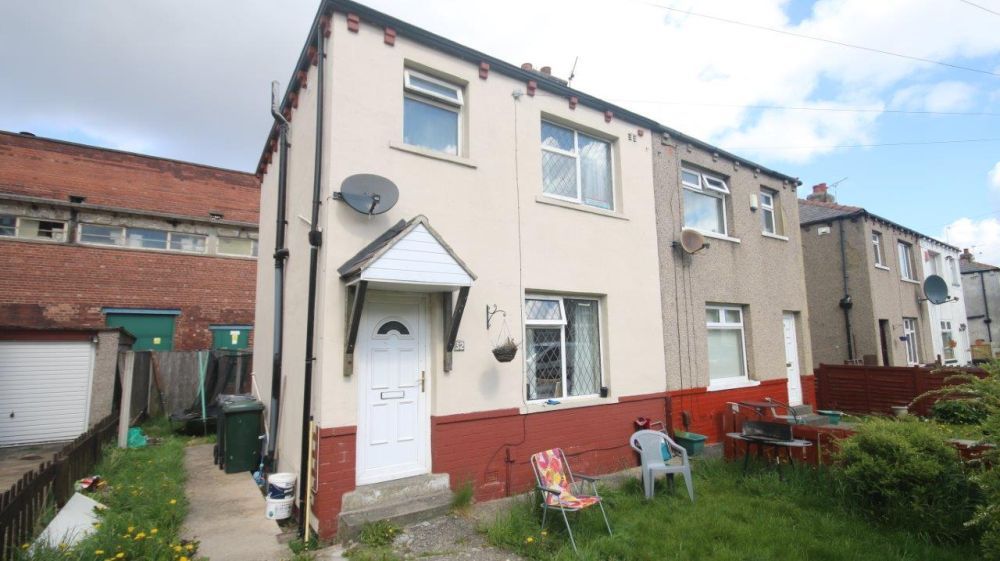32 Compton Street Bradford BD4 9NE