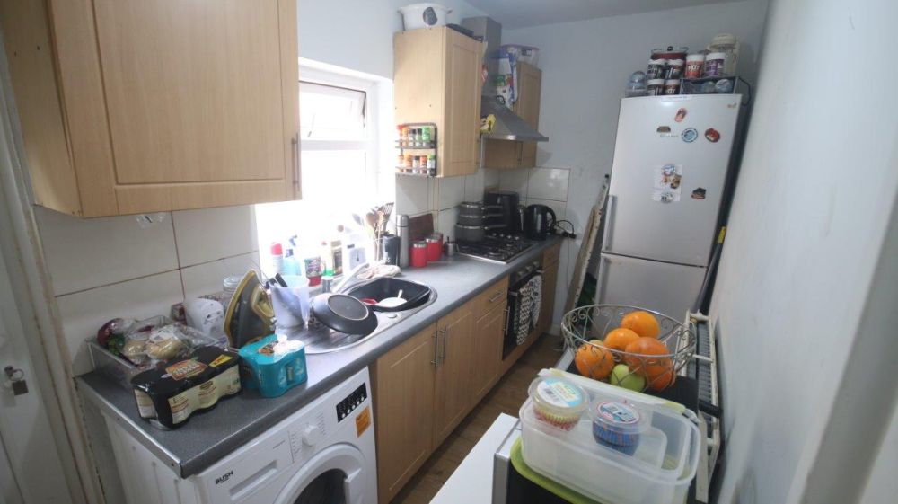 32 Compton Street Bradford BD4 9NE