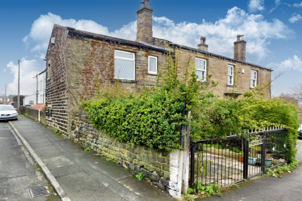 Ivy Cottage 4 Mayfield View Wyke Bradford BD12 9PY