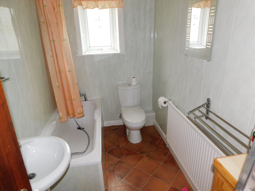 Ivy Cottage 4 Mayfield View Wyke Bradford BD12 9PY