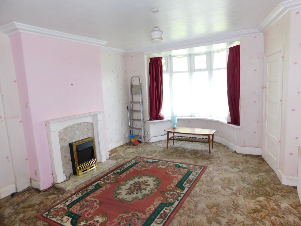 19 Hudson Avenue Bradford BD7 3ND