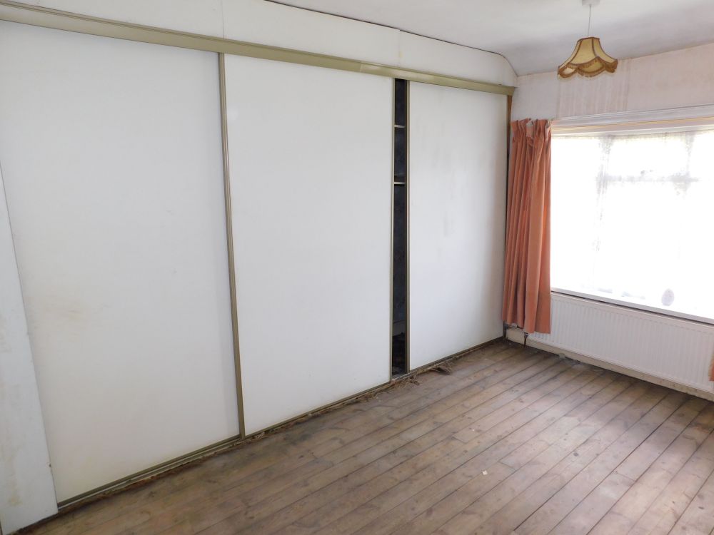 19 Hudson Avenue Bradford BD7 3ND