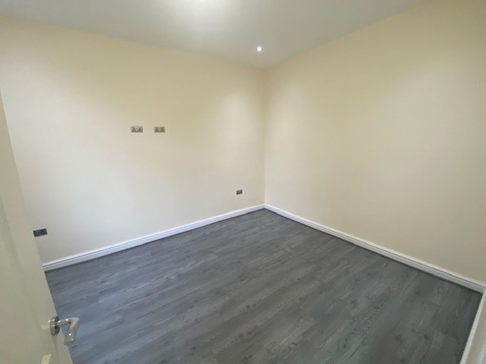 4, Clough Street Bradford, BD5 8BG
