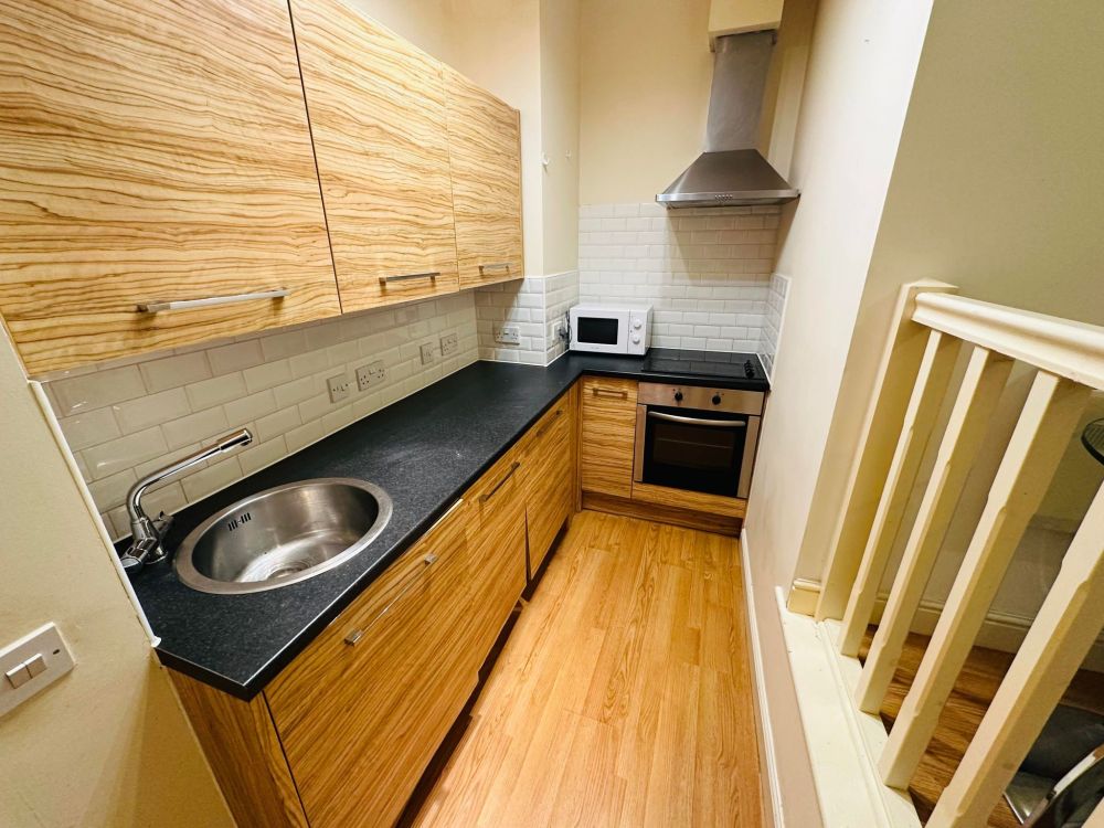 Flat 1 Corner House 129 Godwin Street Bradford BD1 3PP