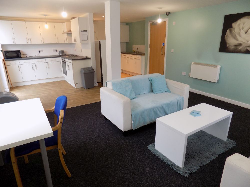 Room 6 Hallgate Bradford BD1 4NN