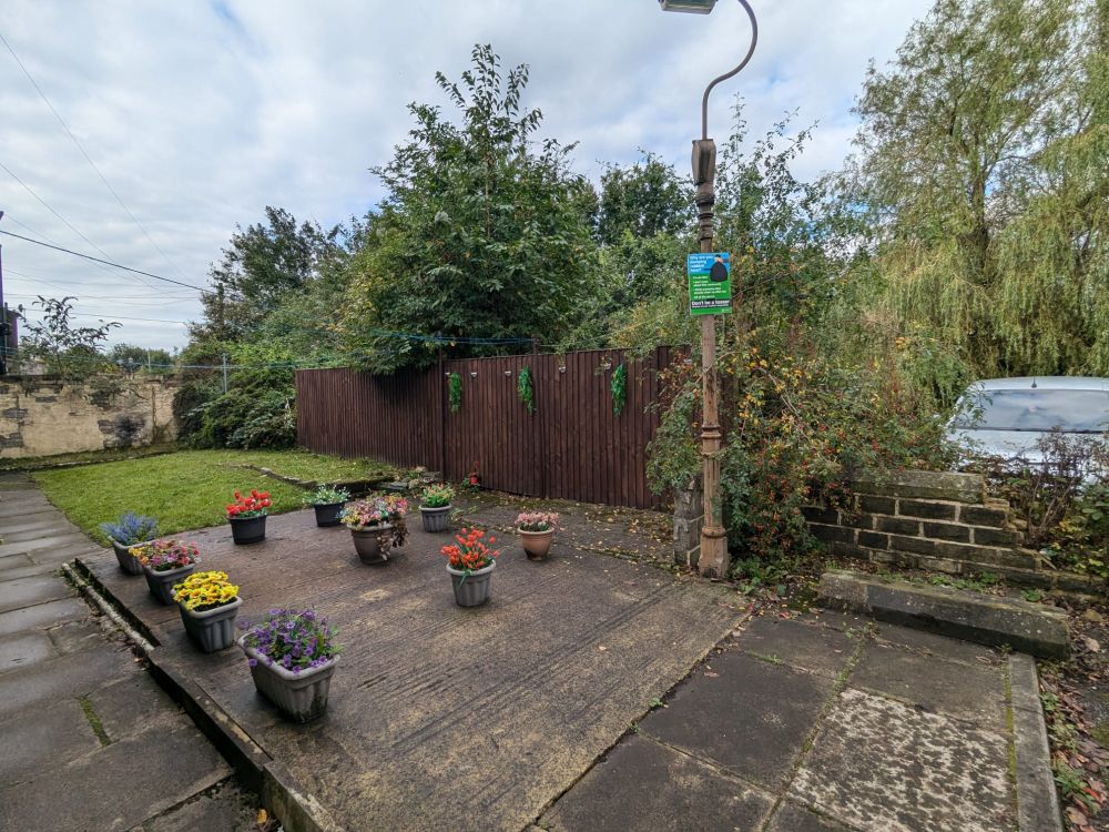 541, Rooley Lane Bradford, BD4 7SB
