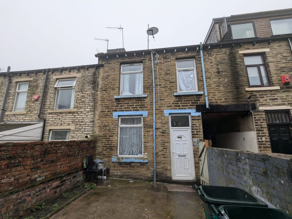 26 Turner Place Bradford,  BD7 3BE