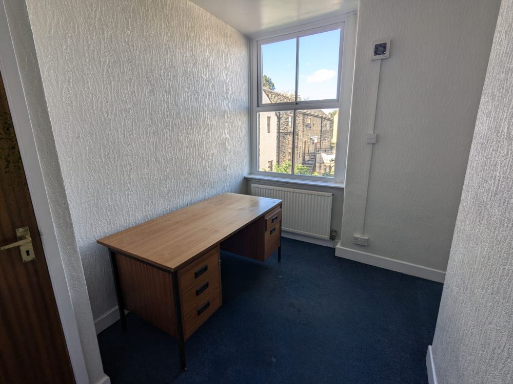 20 High Street Bradford,  BD10 8NN