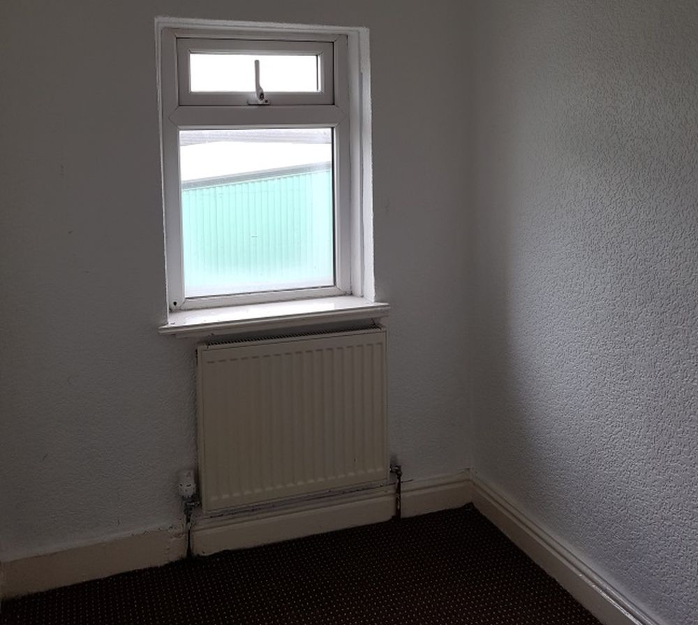 30 Irwell Street Bradford, BD4 7EQ